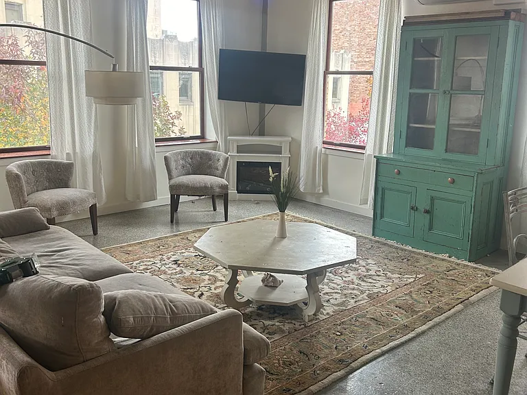 744 Market St #304 — Photo 16