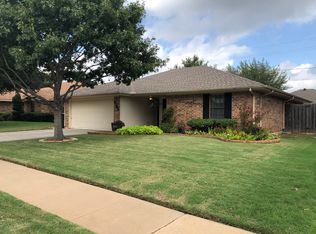 5304 Long Leaf Dr, Wichita Falls, TX 76310