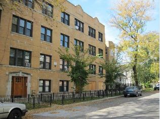 1904 N Drake Ave #2A, Chicago, IL 60647