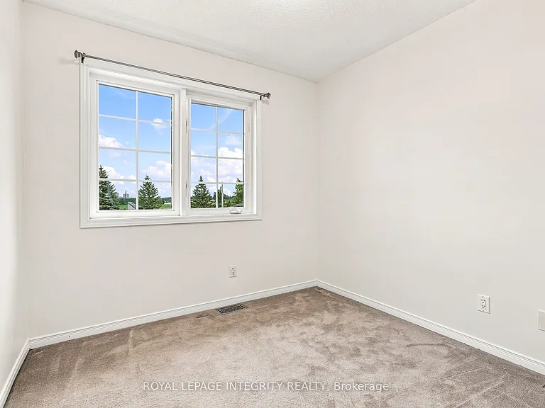 6 Crystal Park Cres — Photo 24