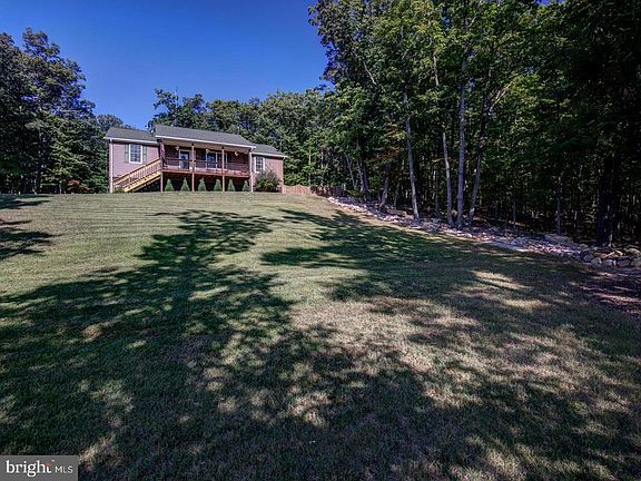 4th image of 807 Crow Dr