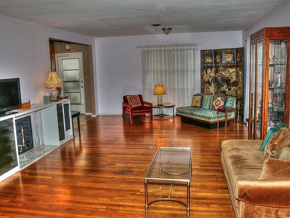 5th image of 1912 S Peninsula Dr