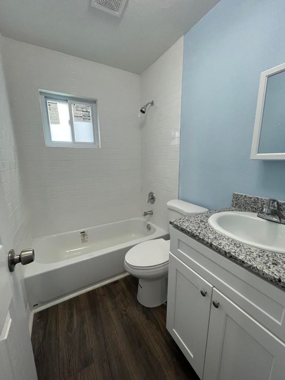 1109 NW 6th Ave #1, photo 3
