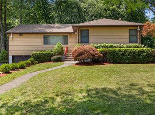 238 W Clarkstown Rd, New City, NY 10956