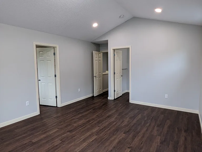 2610 NE 88th Pl — Photo 14