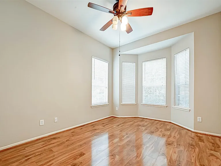 21923 Shady Heath Ln — Photo 31