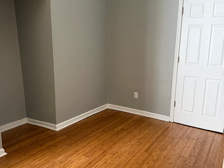 1928 W Diamond St #1 — Photo 17