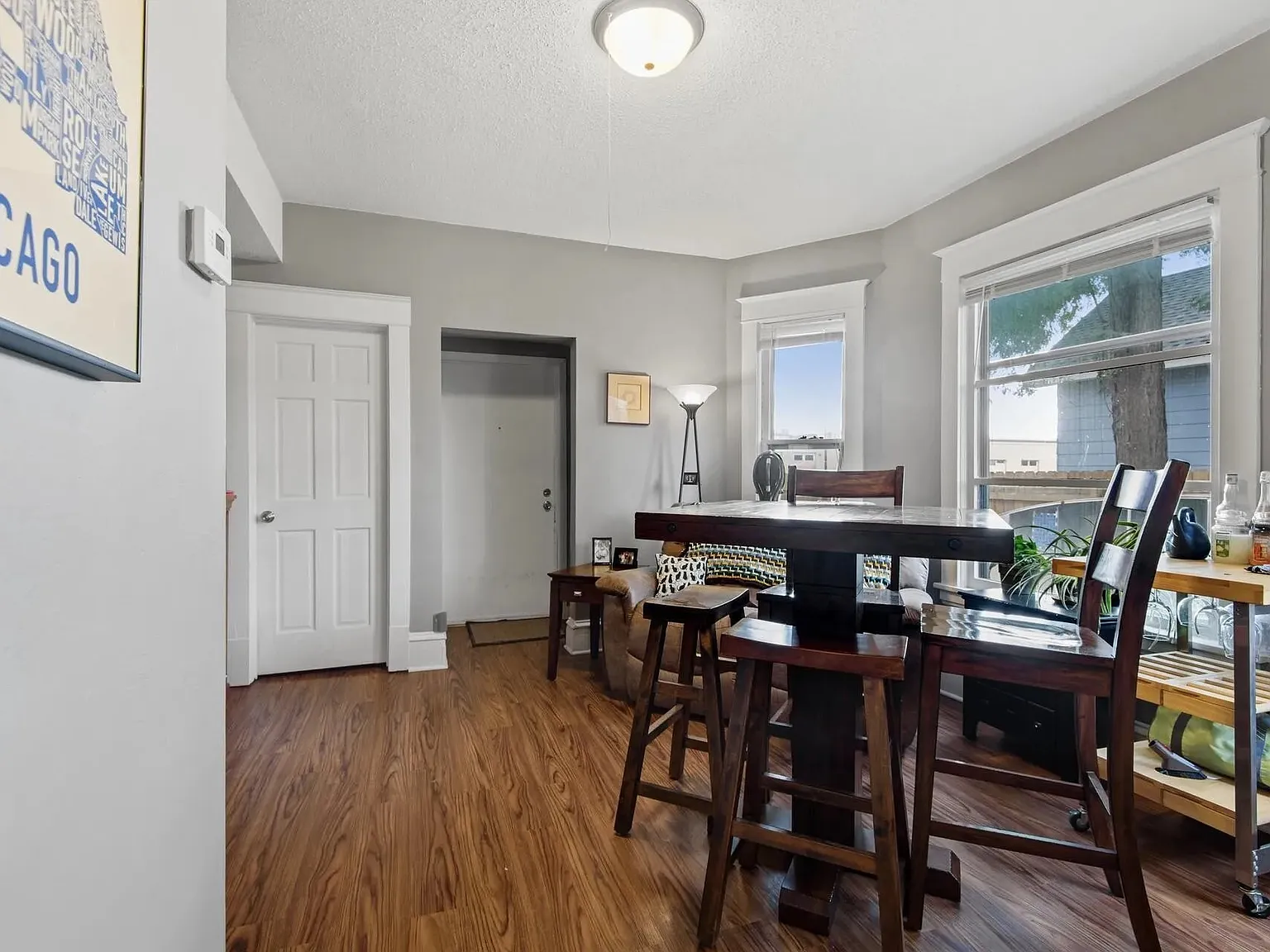 2 bed, 1150 sqft, $1,800 — Photo 1