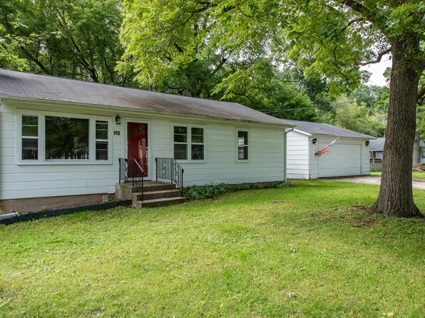 320 Kirkwood Ave, Winthrop Harbor, IL 60096