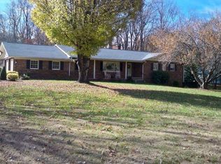 9125 Boone Trl, Purlear, NC 28665