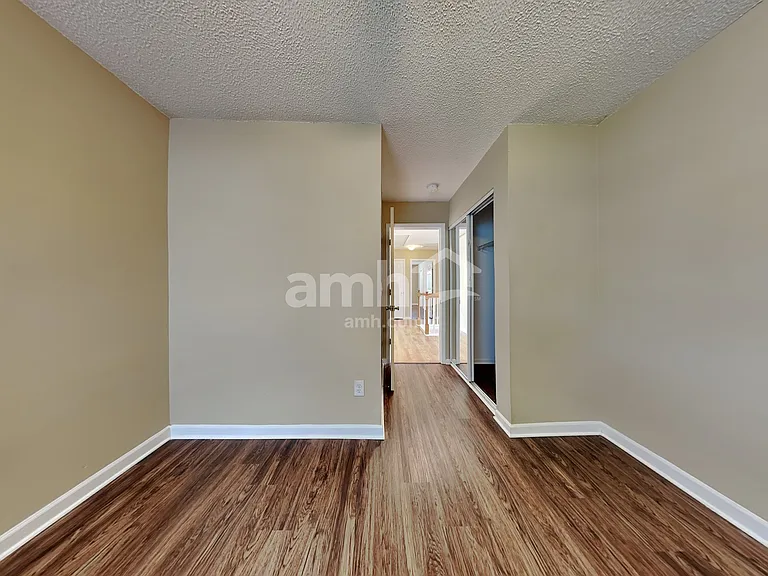 7533 Argent Valley Dr — Photo 14