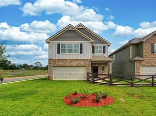 1164 Lakehaven Ln, Loganville, GA 30052