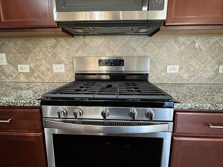 814 Bristol Bridge Dr — Photo 11