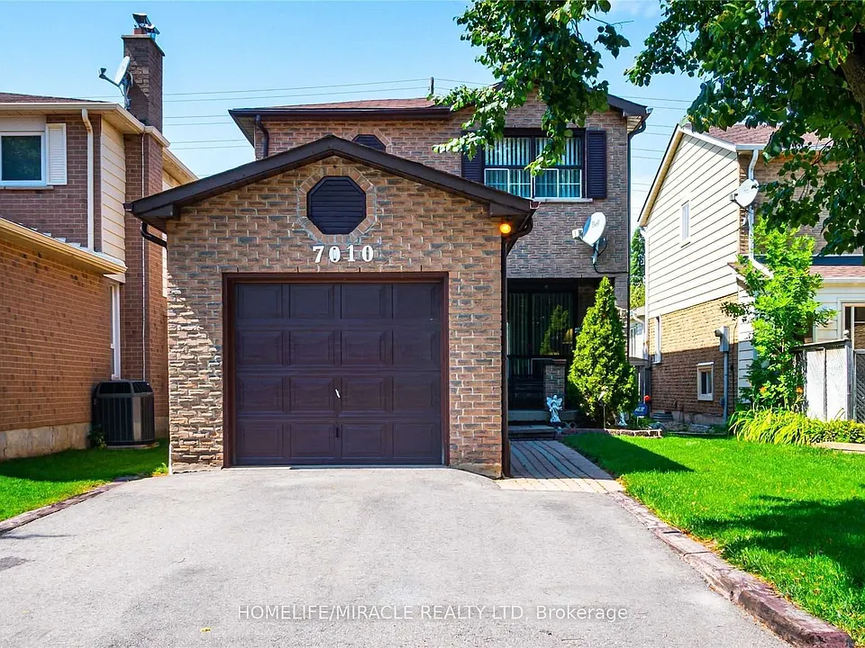 7010 Cordingley Cres #BASEMENT