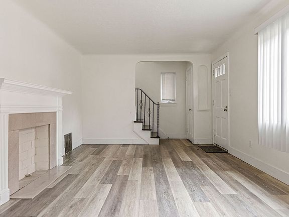 4th image of 4831 Edsal Dr