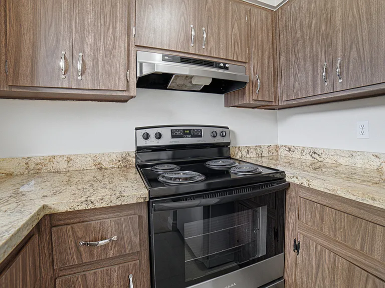 1649 SE 4th St #B-3 — Photo 9