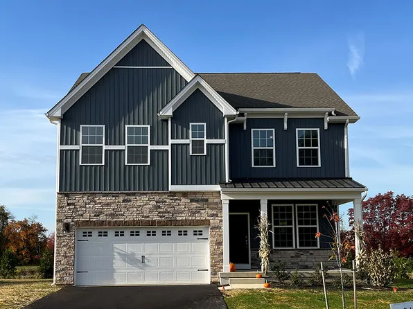 2204 Gregory Dr, Allentown, PA 18103