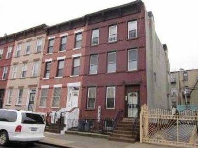 52 Hull St, Brooklyn, NY, 11233