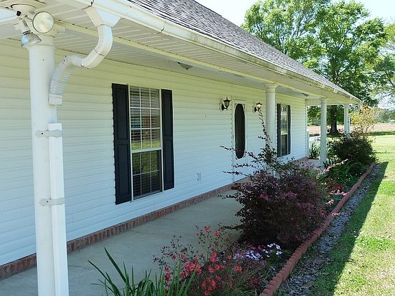 3rd image of 232 Lancelot Dr