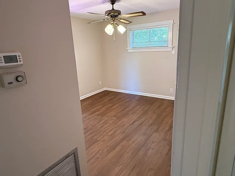 3223 Mountain View Dr — Photo 24