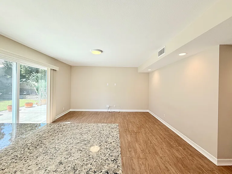 15338 Nantes Cir — Photo 13