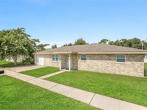 2nd image of 2812 Pecan Dr