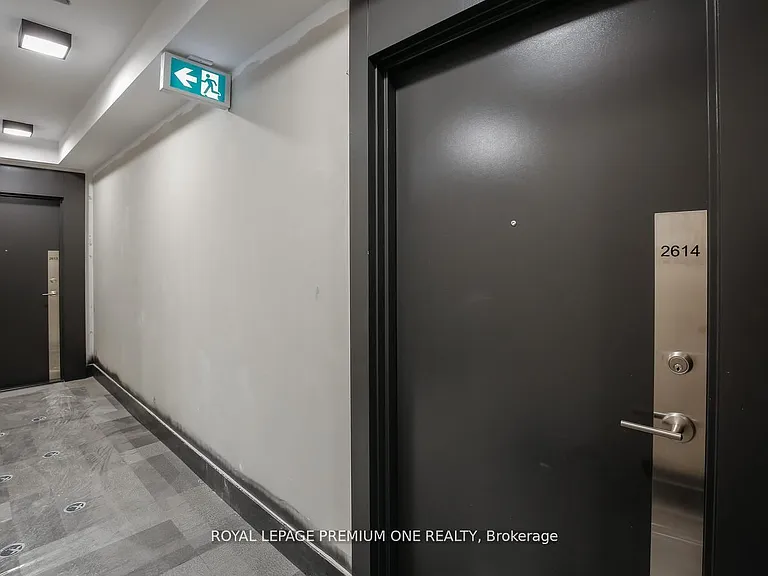 7895 Jane St #2614 — Photo 8