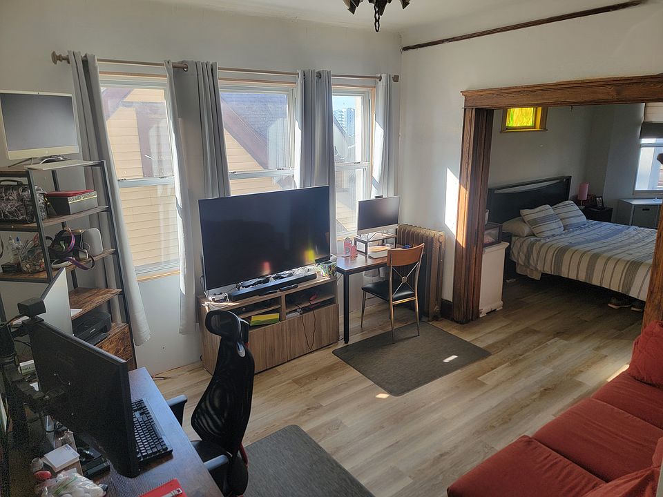 Living room with great sunlight.