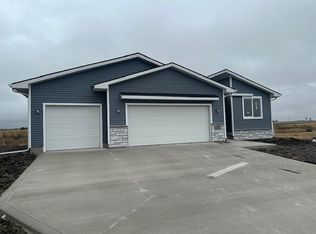 1395 Cedar St, Waukee, IA 50263