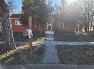 321 Ash St, Douglas, WY 82633