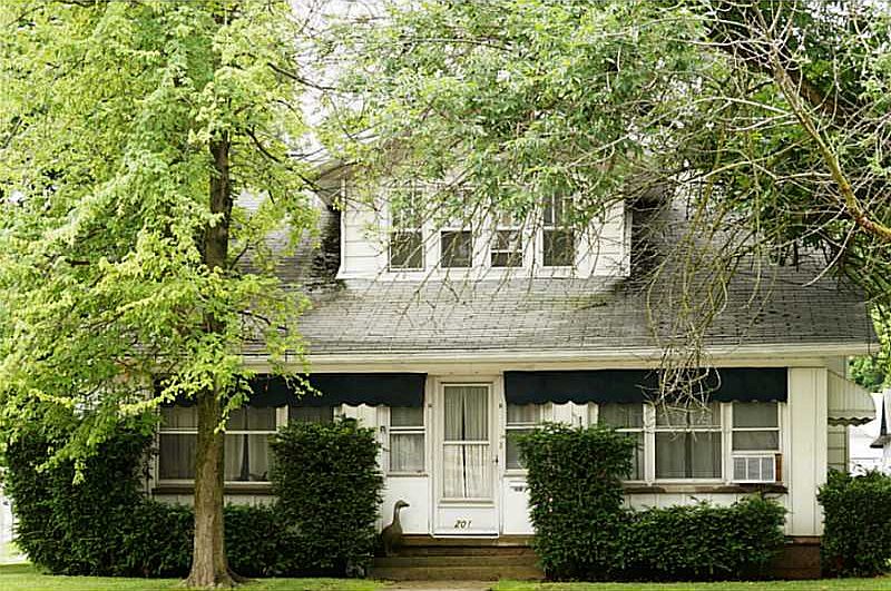 1st image of 201 Hayes St