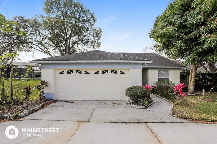 1st image of 1229 Lake Blue Cir