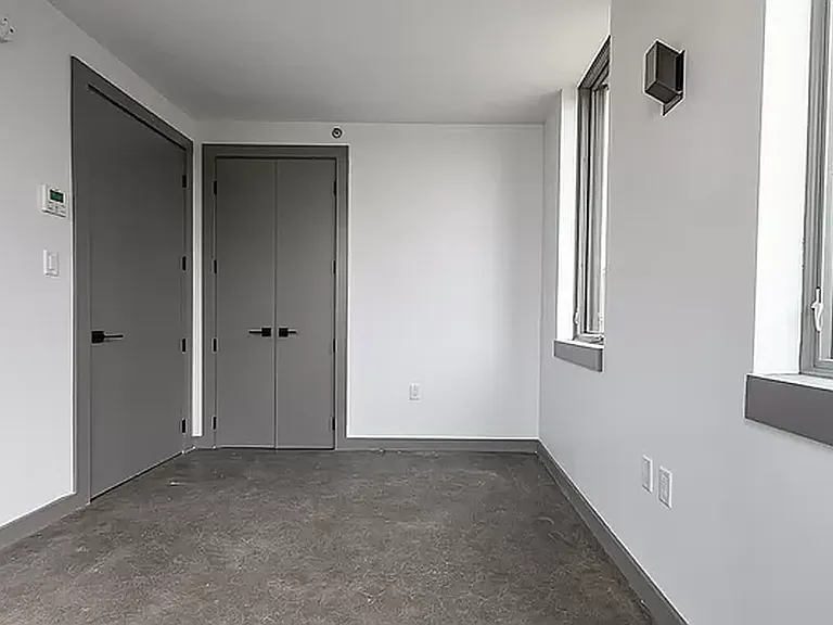 410 Tompkins Ave #5E — Photo 4