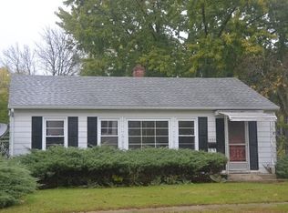 1603 W 3rd St, Dixon, IL 61021