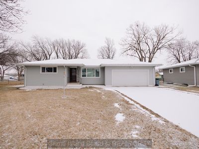1331 Sherman Pl, Grand Island, NE, 68803