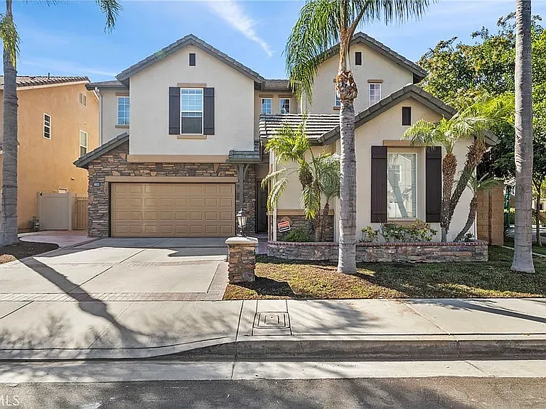 2266 N Andover Dr — Photo 12
