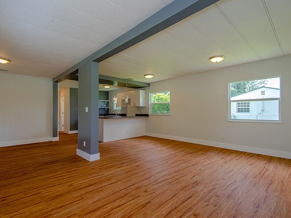 4th image of 3122 NW 60th St