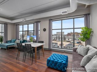 292 W Western Ave #301, Muskegon, MI 49440