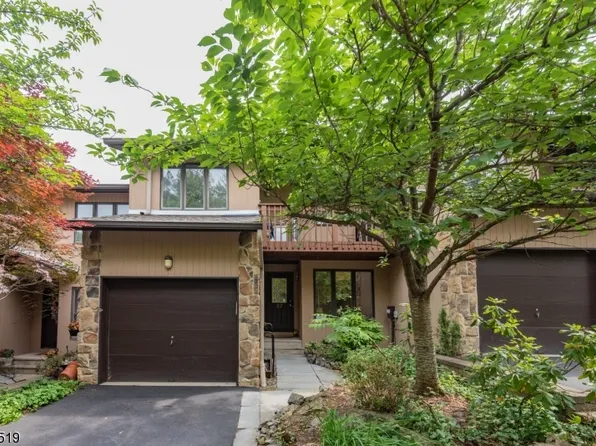27 Woodland Drive #27, Woodland Park, NJ 07424