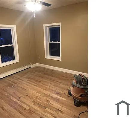 2 Mason St — Photo 8