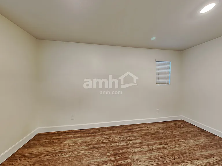669 W Bosal Dr — Photo 10