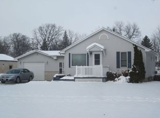 696 N Wisconsin St, Berlin, WI 54923