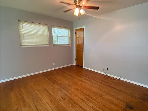 5th image of 10822 McDuff Dr