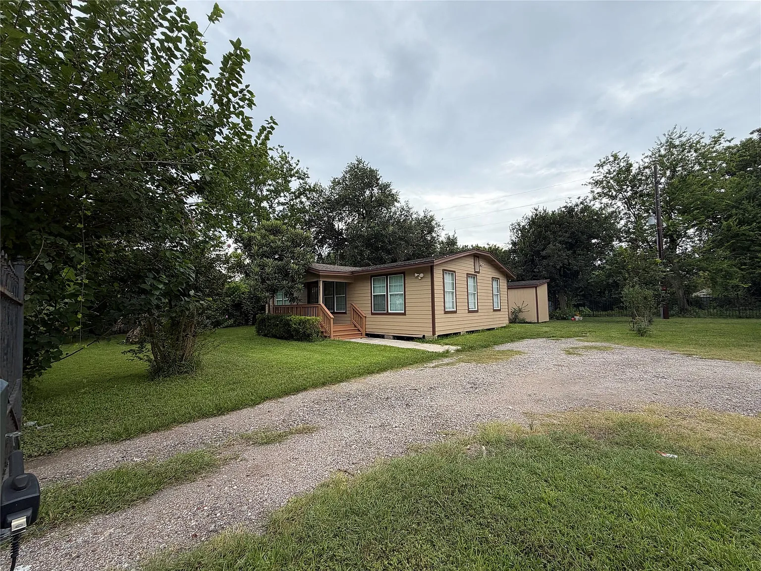 2 bed, 2.0 bath, 1200 sqft, $1,700 — Photo 4