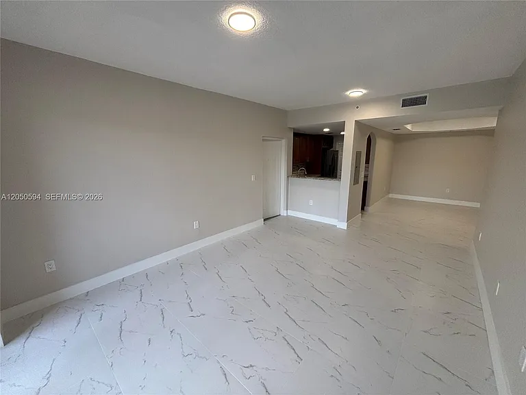 6440 NW 114th Ave #424 — Photo 3
