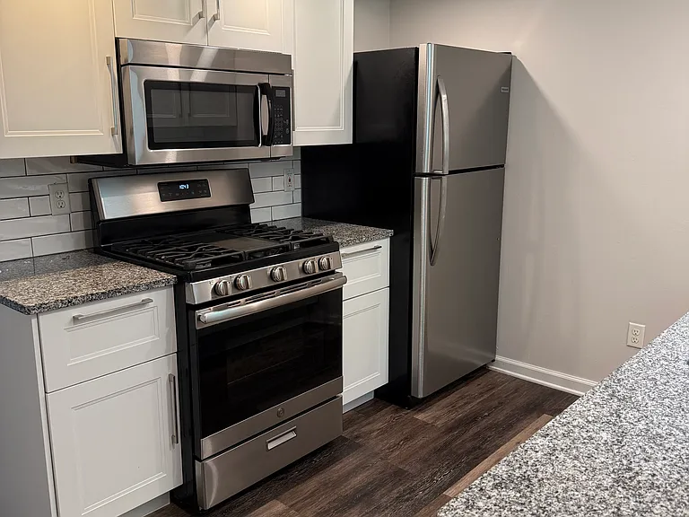 411 Donaldson Rd #B — Photo 5