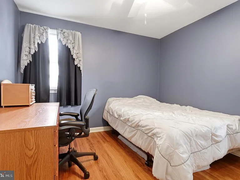 719 Delaware Ave — Photo 12