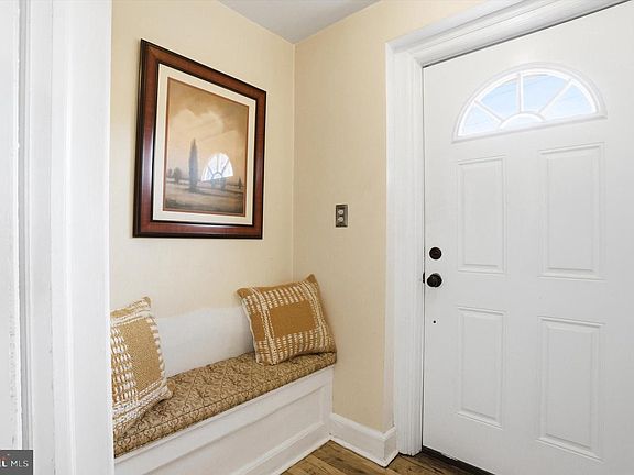 4th image of 30 Upper Ferry Rd