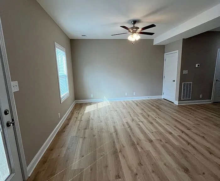 3385 Polly Dr #19 — Photo 6