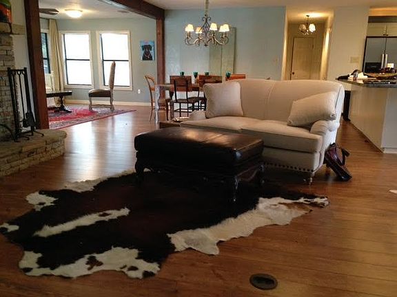 2nd image of 318 Valley Dr